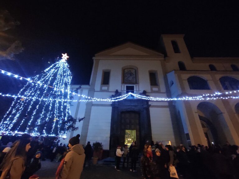 Accensione dell’Albero di Natale Parrocchiale